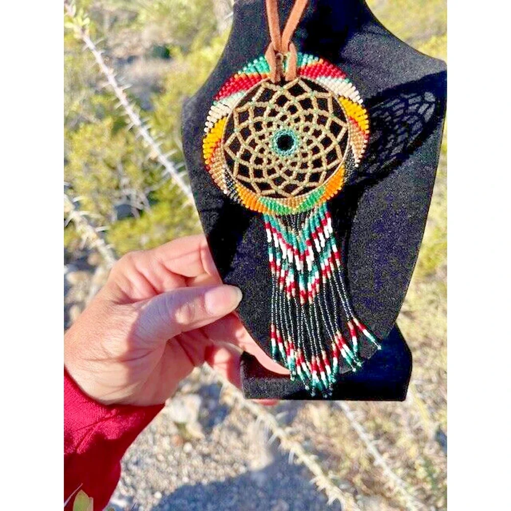 Native American Beaded Necklace 18.5" Handmade by Marian Curly - Picture 2 of 4